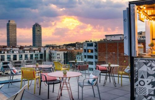 El Parc i la Llacuna del Poblenou Hotel | ibis Styles Barcelona City Bogatell