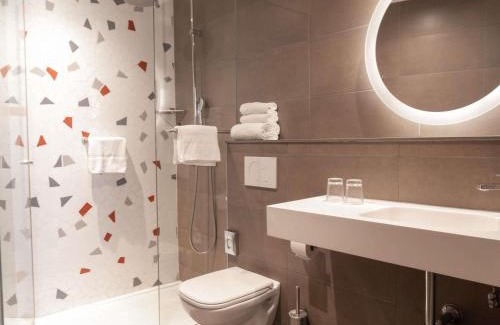 El Parc i la Llacuna del Poblenou Hotel | ibis Styles Barcelona City Bogatell