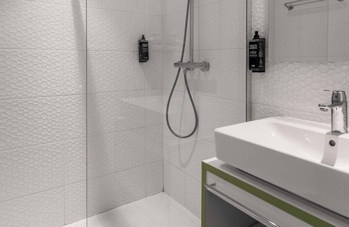 Beauce Hotel | ibis Styles Fougères