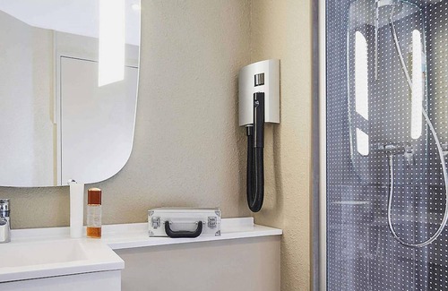 La Seyne-sur-Mer Hotel | ibis Toulon La Seyne Sur Mer