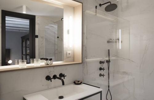 Recoletos Hotel | ICON Wipton