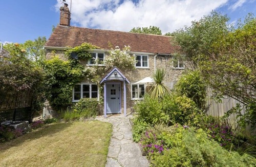 Zeals Casa | Idyllic Cottage in Dorset, Garden & Parking