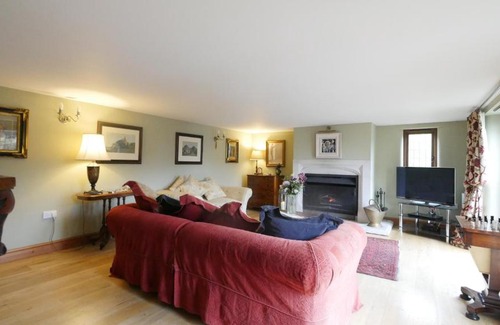 Buckland Newton Casa | Idyllic Dorset Cottage Surrounded by Fields in the Heart of the Countryside