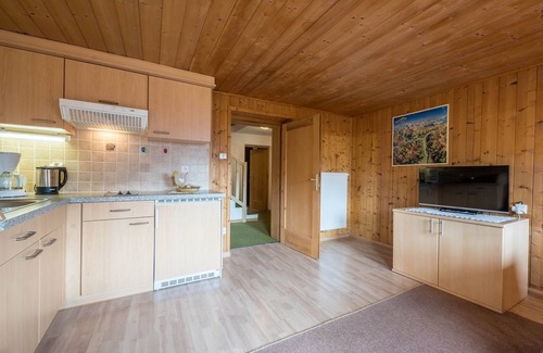 Moso in Passiria Apartamento | Idílico apartamento vacacional Wasserfall Jogglanderhof con balcón