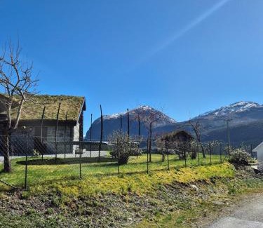 Forde Casa | Idyllic house with views - close to nature