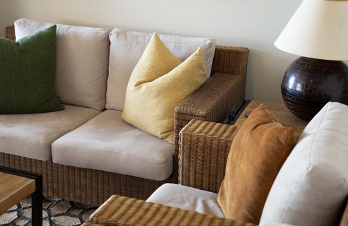 Tutukaka Apartamento | Idyllic, secluded vineyard property perched above Waiparore Cove