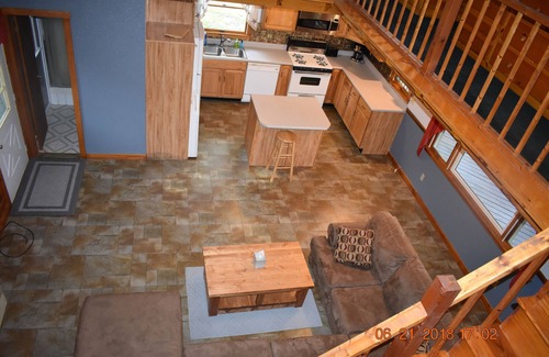 Warren Center Cabina | Si amas la tranquilidad al aire libre y amas la naturaleza, te encantará esta cabaña.