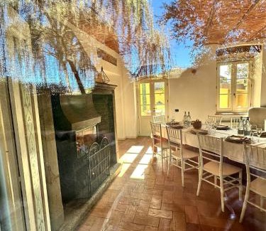 Montevecchia Cama Y Desayuno | Il colombee location di riva Giovanna