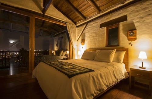 Tumbaco Hotel | Ilatoa Lodge