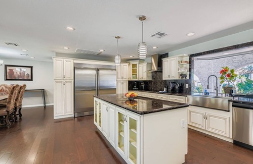 Rainbow Park Casa | Immaculate single story 4 bedrooms with pool and hot tub