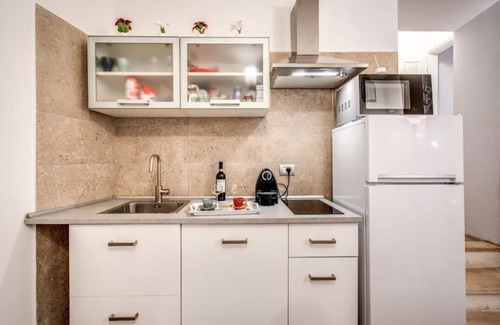 Campitelli Apartamento | Imperial Forums | Trevi Fountain 8-minute walk | Terrace | Wash & Dry