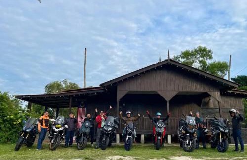 Kampong Raja Casa | Impian May Homestay 2 Private Pool