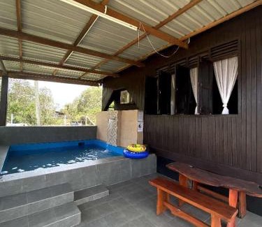 Kampong Raja Casa | Impian May Homestay 2 Private Pool