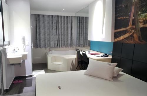 Jordanopolis Hotel | Impulse Motel