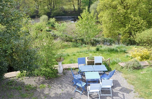 Newbridge Cabaña | Alojamiento de 8 habitaciones en Holywood, by Dumfries