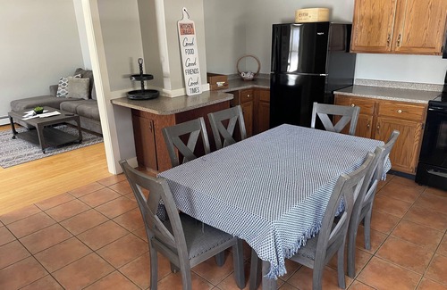 Franklin County Apartamento | In Eustis on the Lake 10 minutes from Sugar Loaf 4 Bedroom apartment