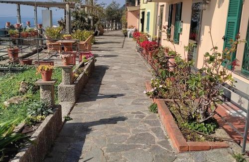 Poggio Favaro-San Bernardo Apartamento | In Sciâ Costa