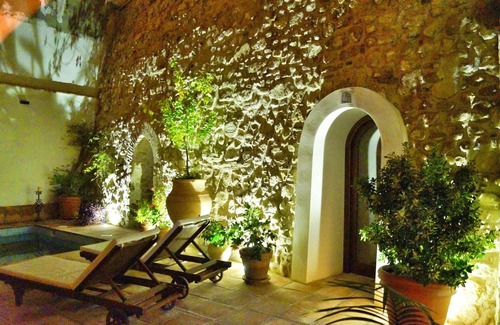 Santaella Casa | En el centro de Andalucía, , free wifi, piscina privada, billar francés