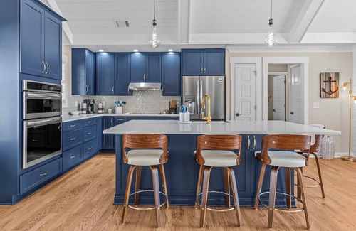 Eatonton Casa | Incredible Lakefront Sunsets at the completely renovated Paradise Pointe