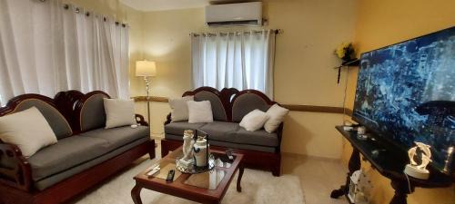 Los Frailes Casa | Increible Casa Con Piscina!