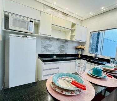 Setor Pampulha Casa | INCRIVEL FLAT 3 MINUTOS do CENTRO COM CHURRASQUEIRA E AR CONDICIONADO