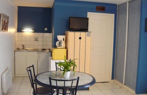 Pontorson Cabaña | Gîte " Le Gabion "-Gîte-Baño privado con ducha-Vista a lugar emblemático