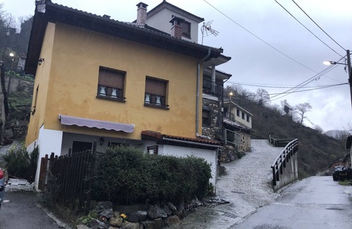 Felechosa Casa | casa independiente en lugar unico al lado estacion ski