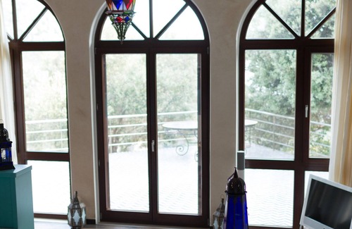 Anidri Apartamento | Apartamento de lujo independiente Antigone con piscina, cerca del mar Anidri