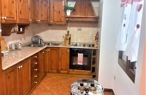 Solanas Villa | Villa independiente con jardín exclusivo.