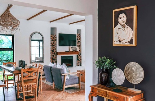 Creighton Complejo | Indoni Eco Village