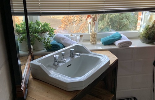 Saint-Christol-Les-Ales Apartamento | Industrial studio in the Cévennes