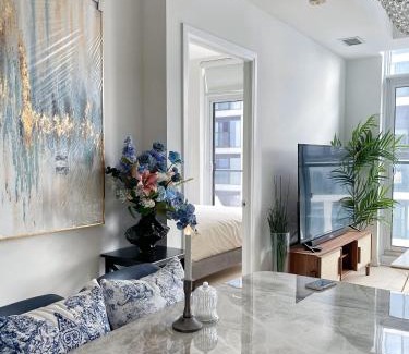 Garden District Apartamento | INFIVILLA Duplex Penthouse Suites Skyline Lake View Downtown Toronto