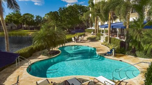 Pelican Bay Hotel | Inn at Pelican Bay
