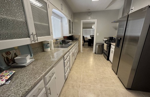 San Bernardino Casa | Insta-Worthy! Just Remodeled! Private Home! Luxurious & Brand New