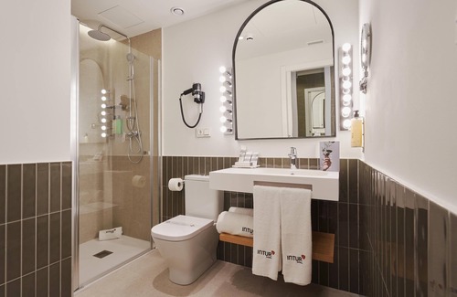 San Sebastian Centro Hotel | Intelier Villa Katalina Hotel