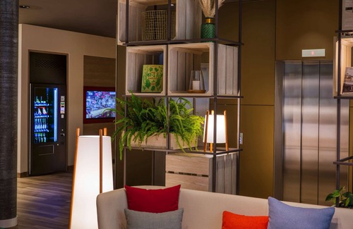 Ruemlang Hotel | IntercityHotel Zurich Airport