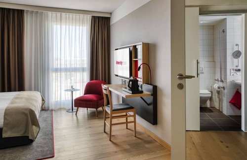 Ruemlang Hotel | IntercityHotel Zurich Airport