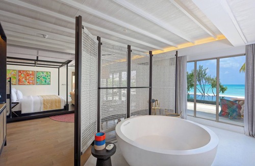 Maamunagau Island Hotel | InterContinental Maldives Maamunagau Resort by IHG