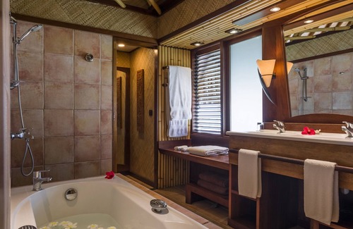 Matira Hotel | InterContinental Bora Bora Le Moana Resort by IHG