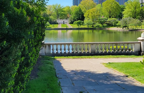 University Circle Apartamento | Invidiosamente verde #3 *Family Run*