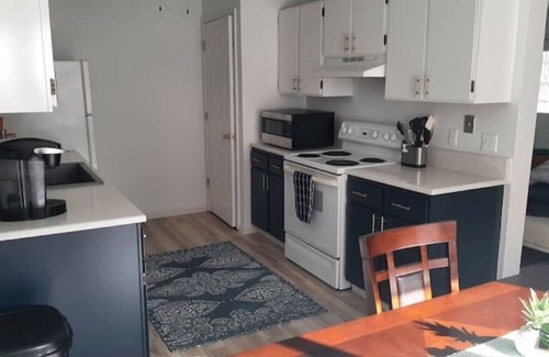 Rapid City Condominio | Inviting 3 BR townhouse, super location