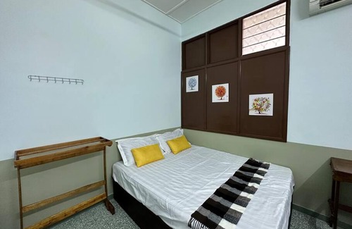 Simee Casa | Ipoh Canning Garden Simple House 4R3B 12pax SY19