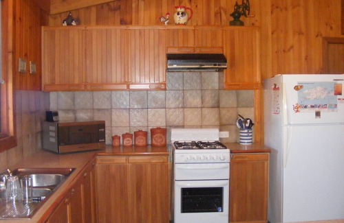 Ironstone Casa | Ironstone Cottage- Pet & Family Friendly!