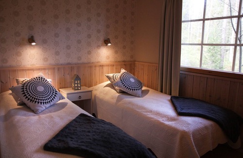 Kivipera Hotel | Isokenkäisten Klubi, Wilderness lodge
