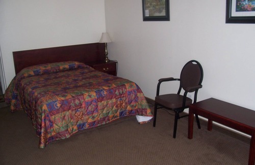 Lloydminster Hotel | Ivanhoe Motel