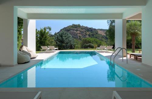 Ixia Villa | Ixian Hilltop Villa