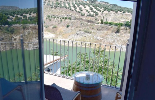 Iznajar Hotel | Iznájar Suites