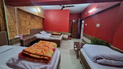 Gobind Dham Hotel | J M S Guest House
