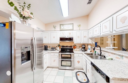 Mayport Casa | Jacksonville's Delight | House in Jacksonville with pool on St Johns River