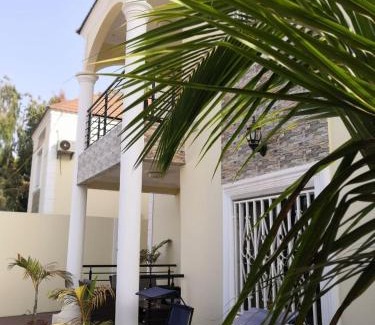 Serrekunda Villa | Janha's Senegambia Villa Holiday Rental With Free Wifi
